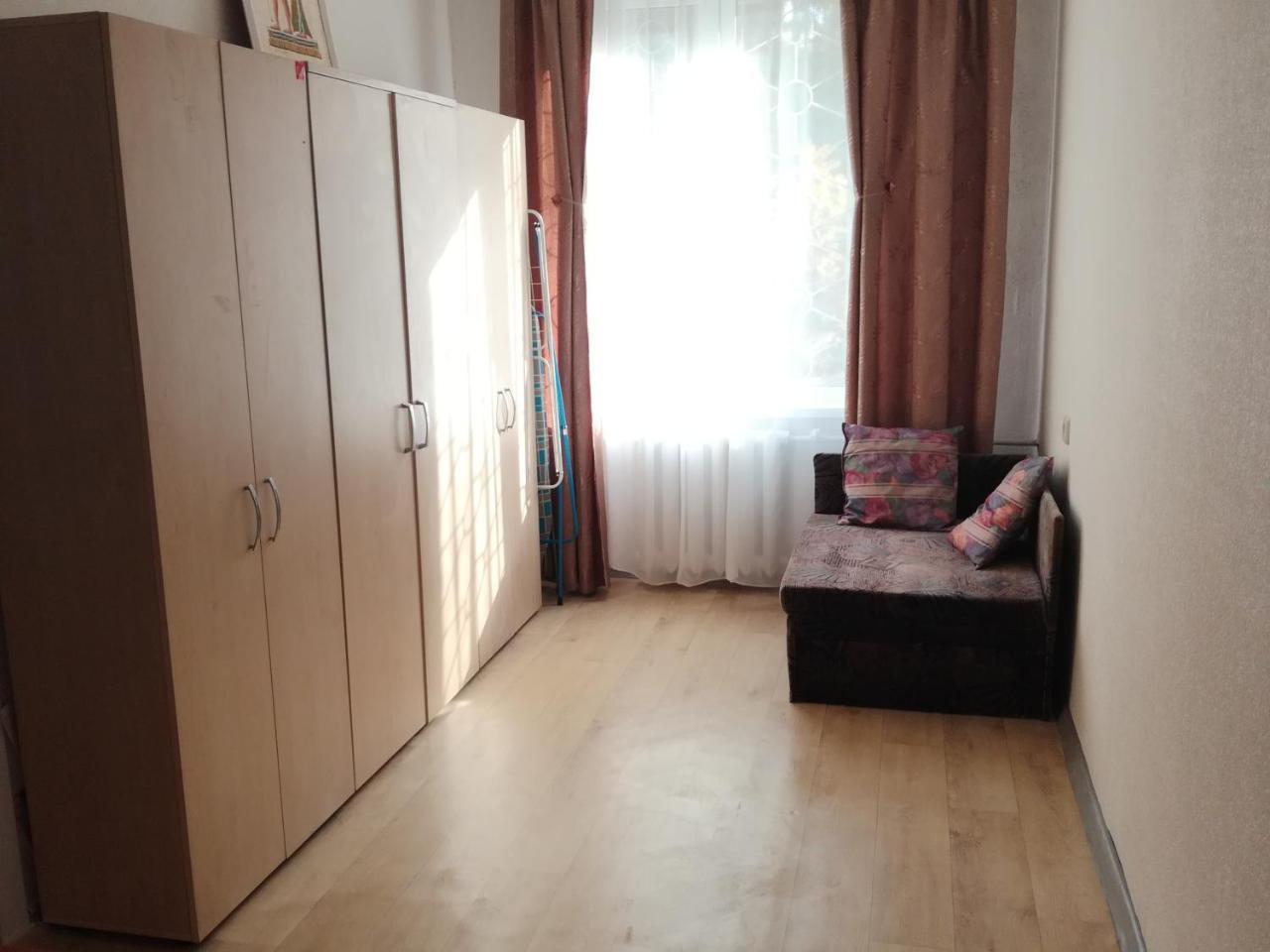 Standard Apartment On Umanskaya Kiev Luaran gambar