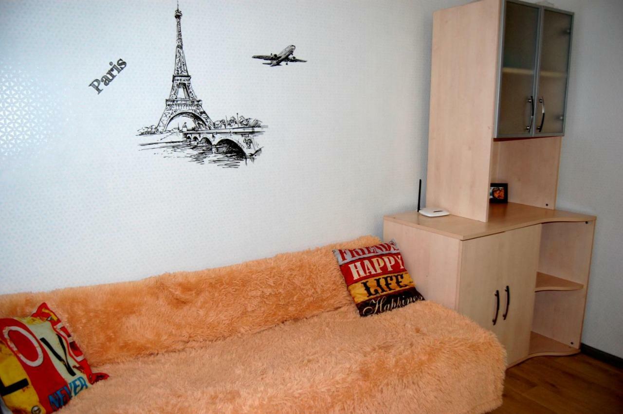 Standard Apartment On Umanskaya Kiev Luaran gambar